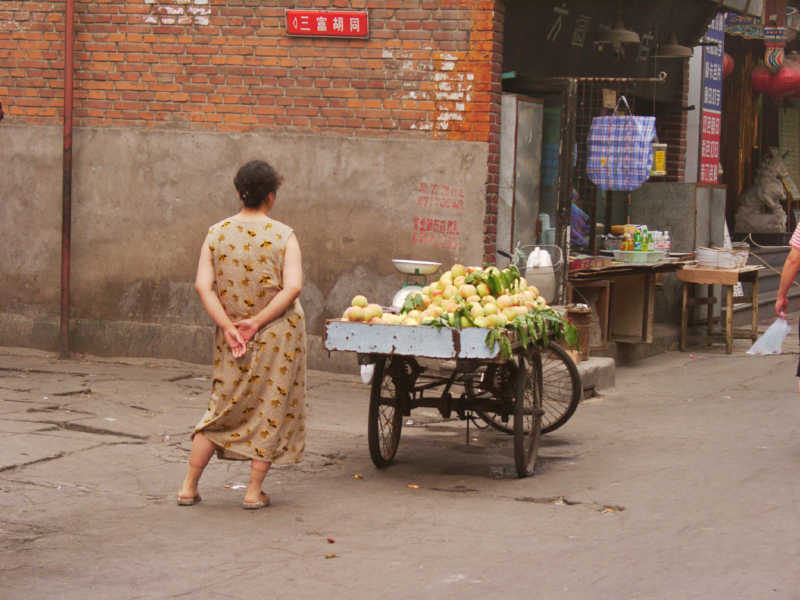 bejingfruitlady.jpg
